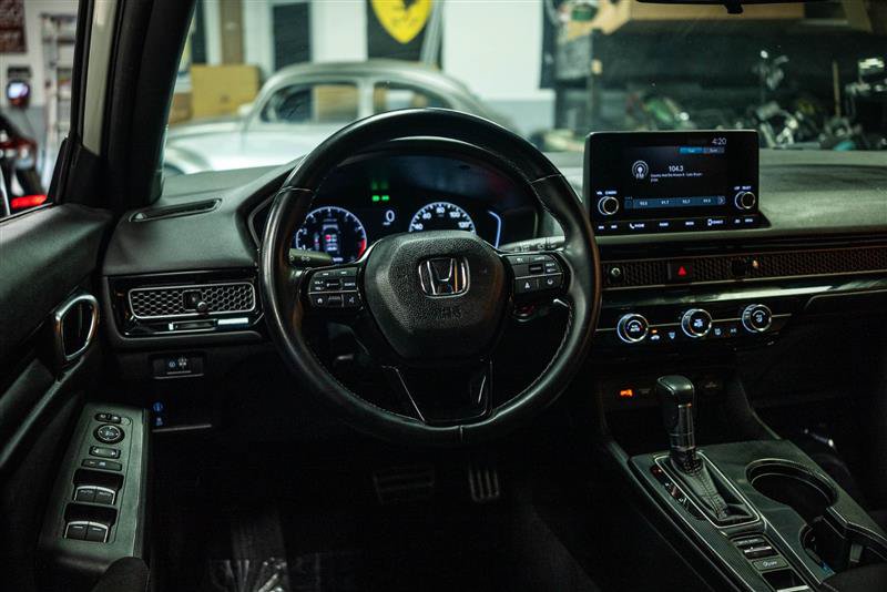 Used 2022 Honda Civic Sport image 14