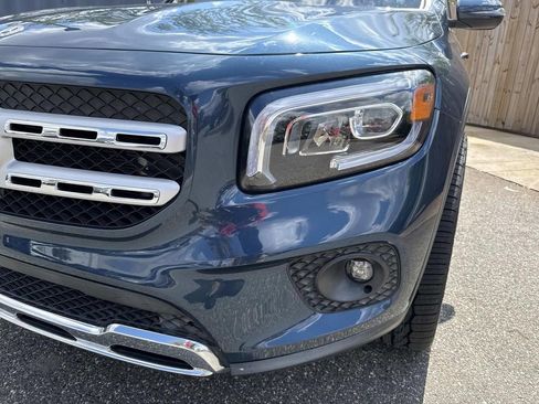 Used 2022 Mercedes-Benz GLB 250 image 10