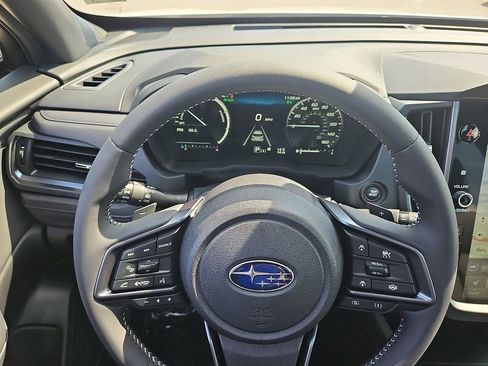 Used 2025 Subaru Forester Limited w/ Popular Package AWD/4WD image 14