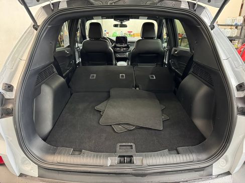 Used 2025 Ford Escape ST-Line FWD image 7