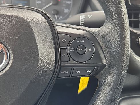 Used 2024 Toyota Corolla LE image 13