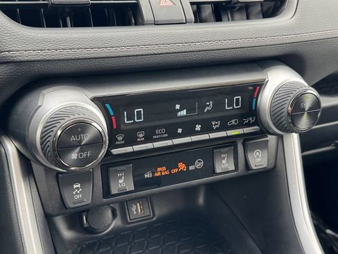 Certified 2025 Toyota RAV4 XLE w/ Convenience Package AWD/4WD image 23