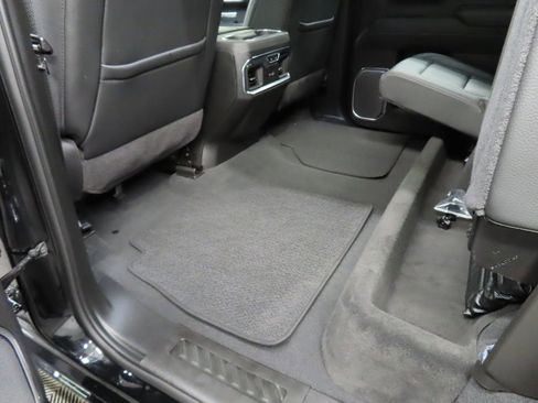 Used 2025 GMC Sierra 1500 Denali AWD/4WD image 53