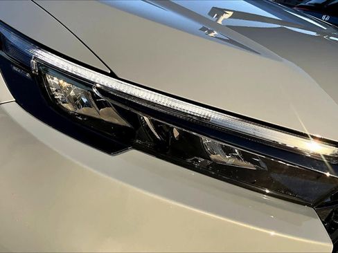 Used 2023 Honda CR-V Sport image 27