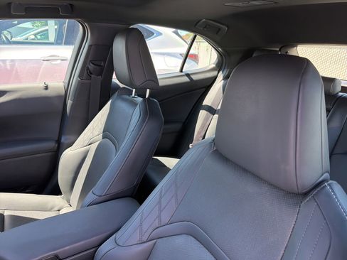Used 2025 Lexus UX 300h FWD w/ Accessory Package (Z2) image 8