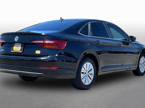 Used 2019 Volkswagen Jetta S w/ Driver Assistance Package FWD image 2