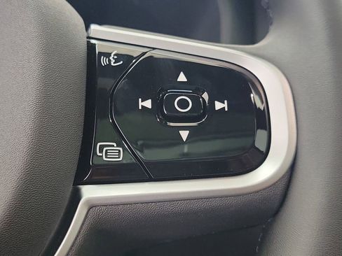 New 2026 Volvo XC60 B5 Core AWD/4WD image 25