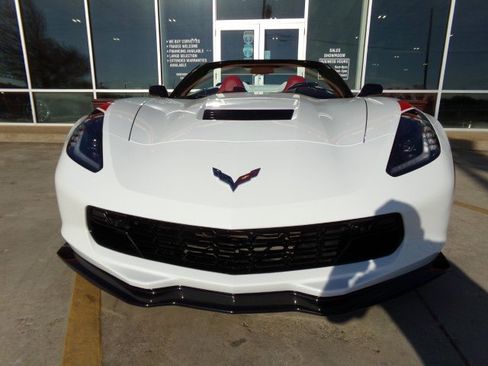 Used 2017 Chevrolet Corvette Grand Sport image 2