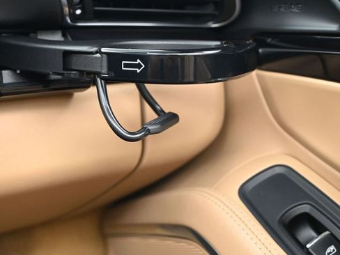 Certified 2016 Porsche 911 Turbo S image 20