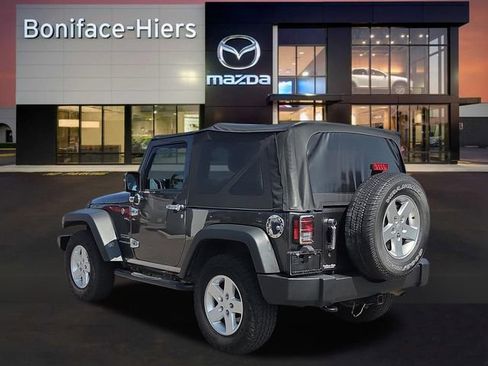 Used 2016 Jeep Wrangler Sport w/ Quick Order Package 24S AWD/4WD image 3