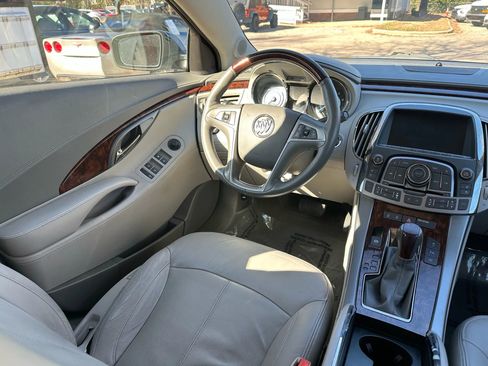 Used 2013 Buick LaCrosse Premium image 23