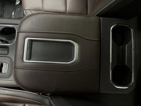 Used 2022 GMC Sierra 1500 Denali w/ Denali Reserve Package image 23