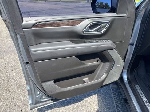 Used 2021 Chevrolet Tahoe Z71 AWD/4WD image 15