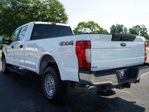 Used 2022 Ford F250 XL w/ Power Equipment Group AWD/4WD image 3