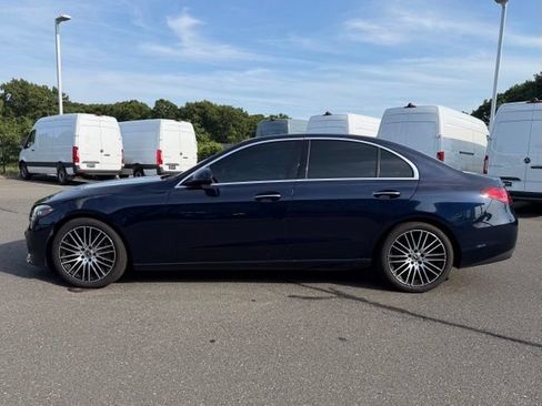 Used 2023 Mercedes-Benz C 300 4MATIC Sedan image 4