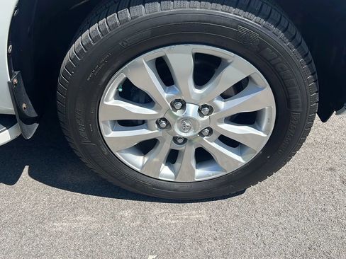 Used 2012 Toyota Sequoia Platinum AWD/4WD image 45