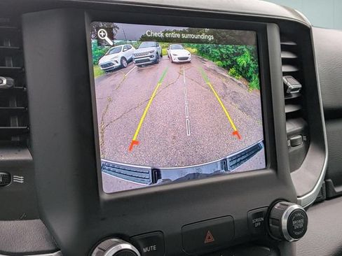 Used 2021 RAM 1500 Big Horn AWD/4WD image 14