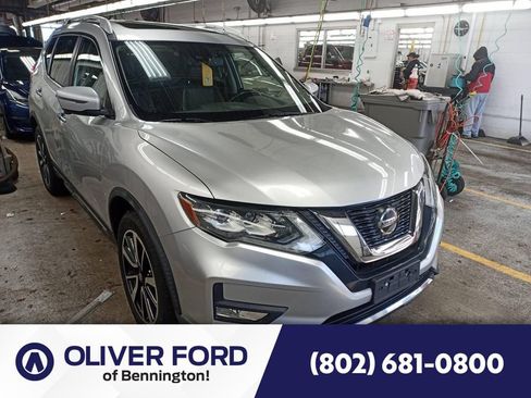 Used 2018 Nissan Rogue SL w/ Premium Package AWD/4WD image 1