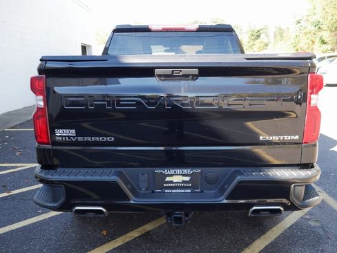 Used 2020 Chevrolet Silverado 1500 Custom w/ Custom Value Package image 6