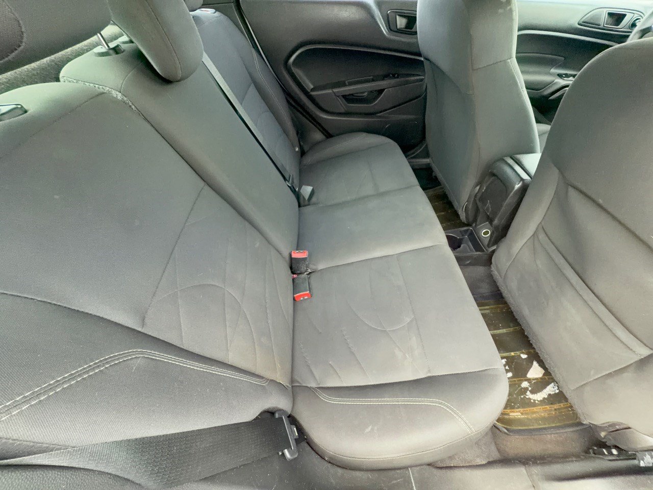 Used 2018 Ford Fiesta SE FWD image 29