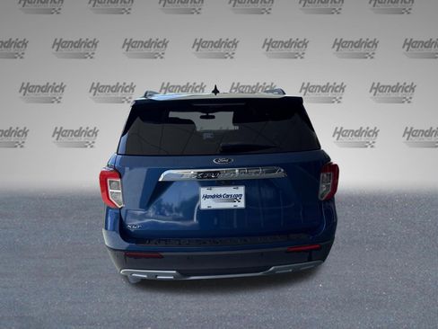 Used 2022 Ford Explorer XLT RWD image 8