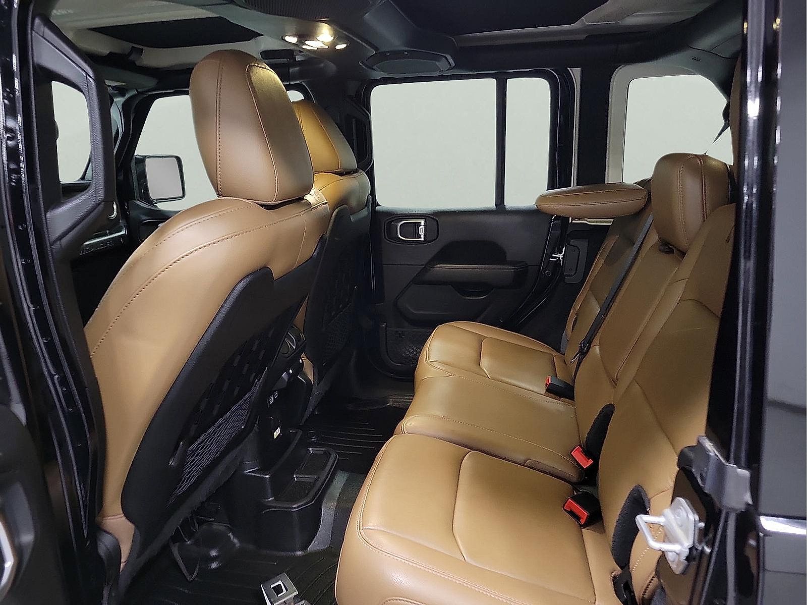 Used 2020 Jeep Wrangler Unlimited Rubicon AWD/4WD image 9