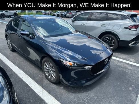 Used 2021 MAZDA MAZDA3 s FWD image 3