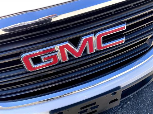 Used 2019 GMC Terrain SLE AWD/4WD image 31