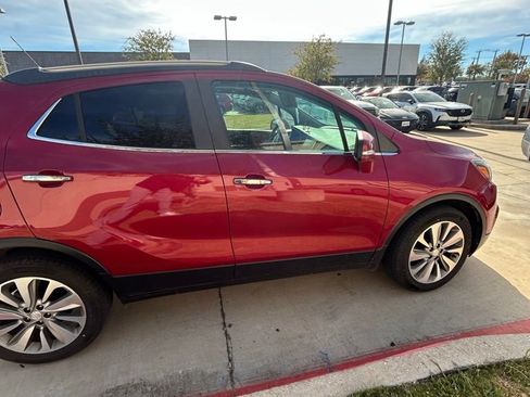 Used 2019 Buick Encore Preferred w/ Safety Package image 11