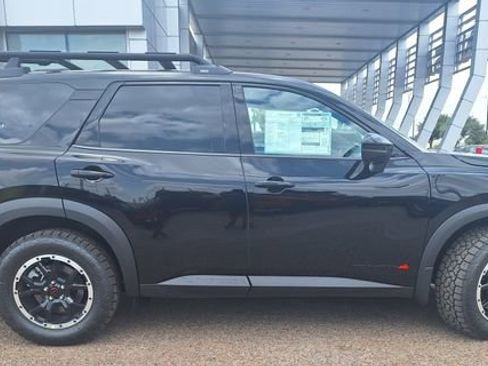 New 2026 Nissan Pathfinder Rock Creek AWD/4WD image 8