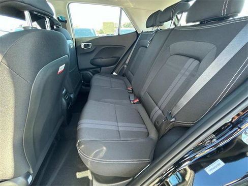 New 2025 Hyundai Venue SEL image 5