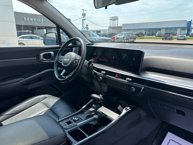 Used 2025 Kia Sorento S w/ Panoramic Sunroof Package FWD image 10