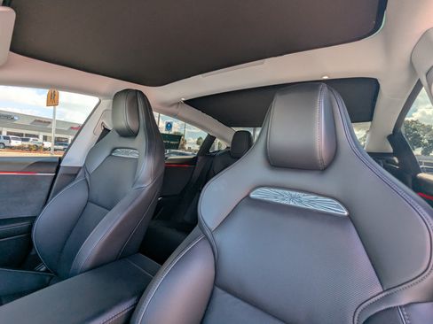 Used 2025 Tesla Model 3 Performance AWD/4WD image 25
