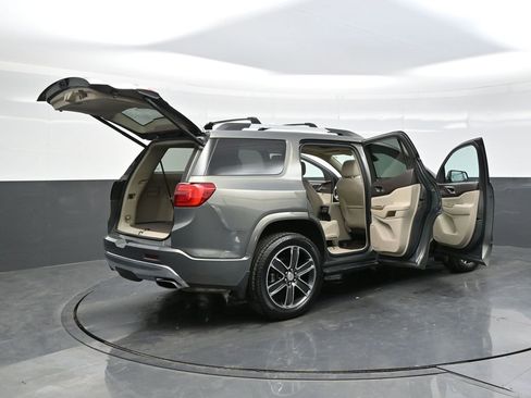 Used 2018 GMC Acadia Denali w/ Technology Package image 28