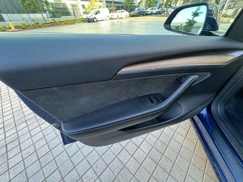 Used 2023 Tesla Model 3 Standard Range RWD image 31