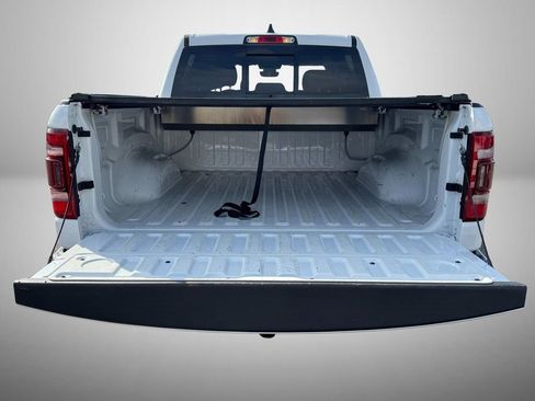 Used 2019 RAM 1500 Big Horn AWD/4WD image 8