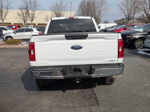 Used 2022 Ford F150 XLT w/ Equipment Group 301A Mid image 8