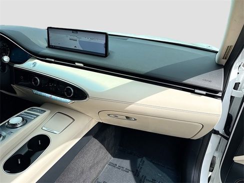 Used 2024 Genesis GV70 2.5T w/ Select Package image 29