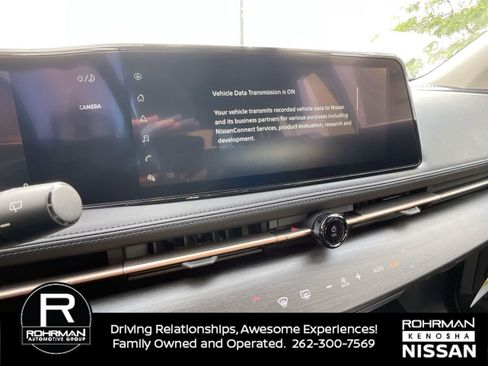 New 2024 Nissan Ariya AWD image 6