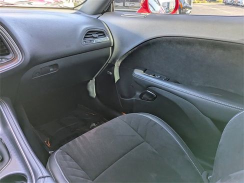 Used 2019 Dodge Challenger SRT Hellcat w/ Plus Package image 19