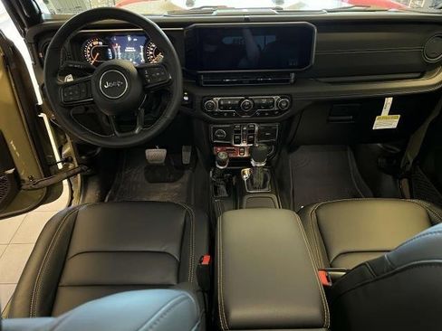 New 2025 Jeep Wrangler Unlimited Rubicon 392 image 11