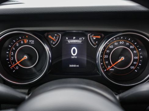 Used 2022 Jeep Gladiator Sport AWD/4WD image 25