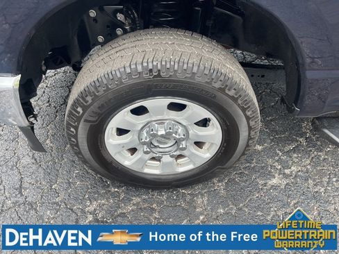 Used 2023 Ford F250 XLT AWD/4WD image 10
