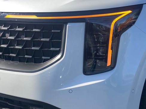 New 2026 Kia Carnival SX Prestige image 7