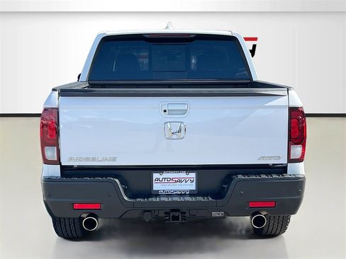 Used 2023 Honda Ridgeline RTL-E image 6