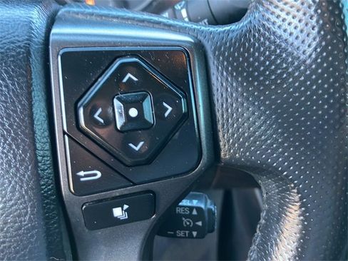 Used 2017 Toyota Tacoma TRD Sport w/ Tow Package image 27