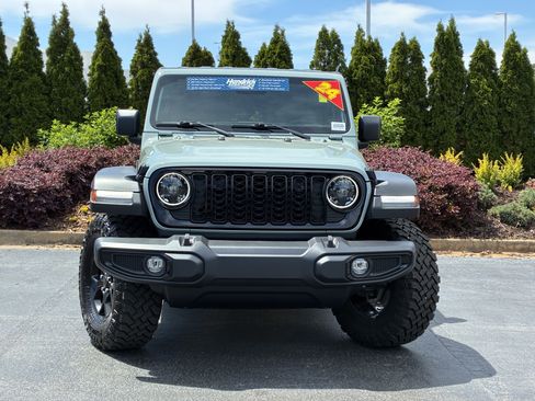 Used 2024 Jeep Wrangler Sport AWD/4WD image 5
