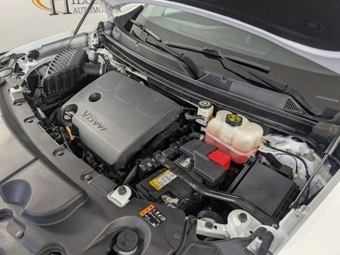 Used 2020 Chevrolet Traverse LS w/ LPO, Blackout Package FWD image 33