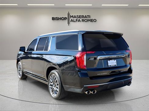 Used 2023 GMC Yukon XL Denali Ultimate image 5