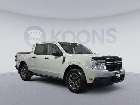 Used 2024 Ford Maverick XLT w/ Equipment Group 300A Standard AWD/4WD image 10